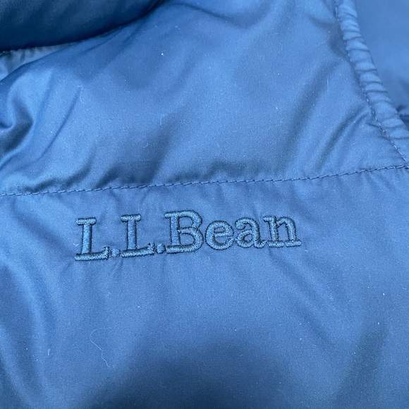NWT L.L. Bean Down Field Vest Puffer Blue Kids Size Medium 10/12 Unisex - Picture 6 of 8
